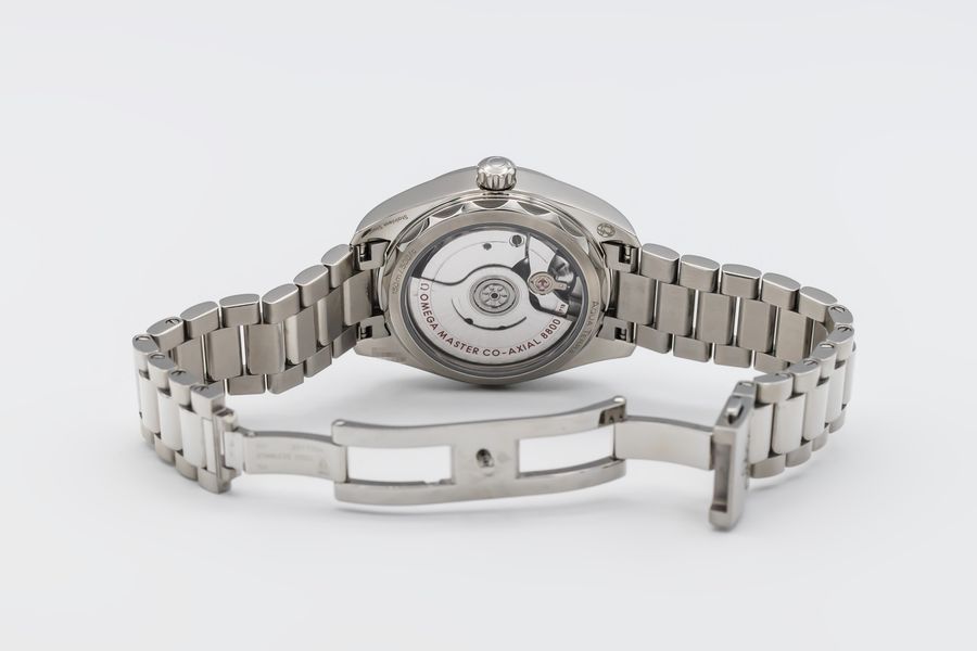 Omega Aqua Terra Shades 220.10.34.20.10.002